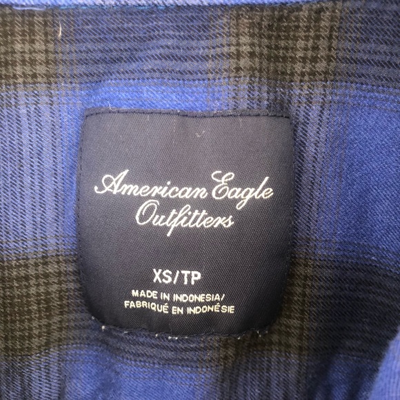 AEO Plaid Button-Up - Picture 3 of 4